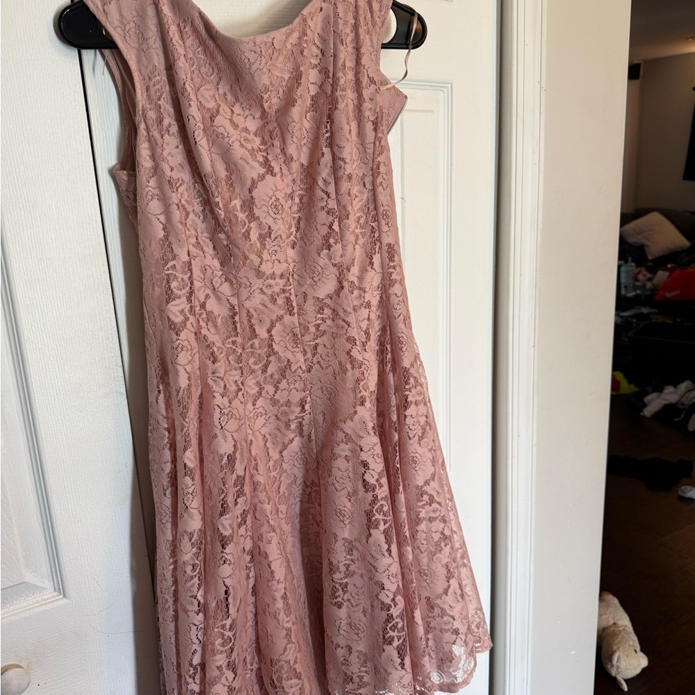 Elegant Pink Lace Dress